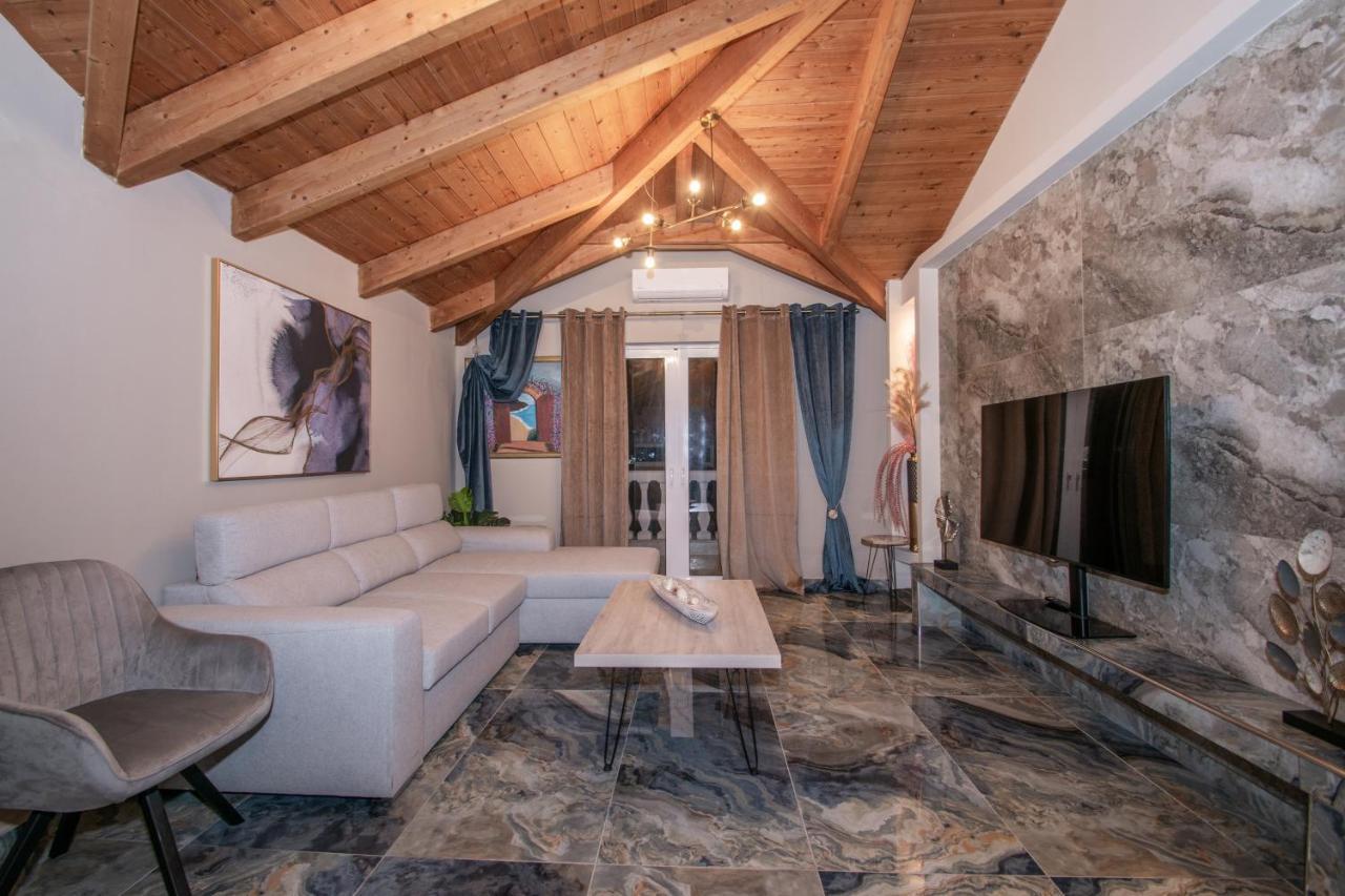 Casa Di Voz Shared Villa Studios With Free Gym Services By "Elite" Gaitani Екстериор снимка